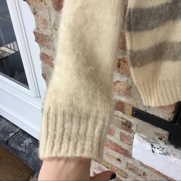 Vtg 70s 100% Pure Wool Striped Cream Tan Sweater M - Picture 7 of 7